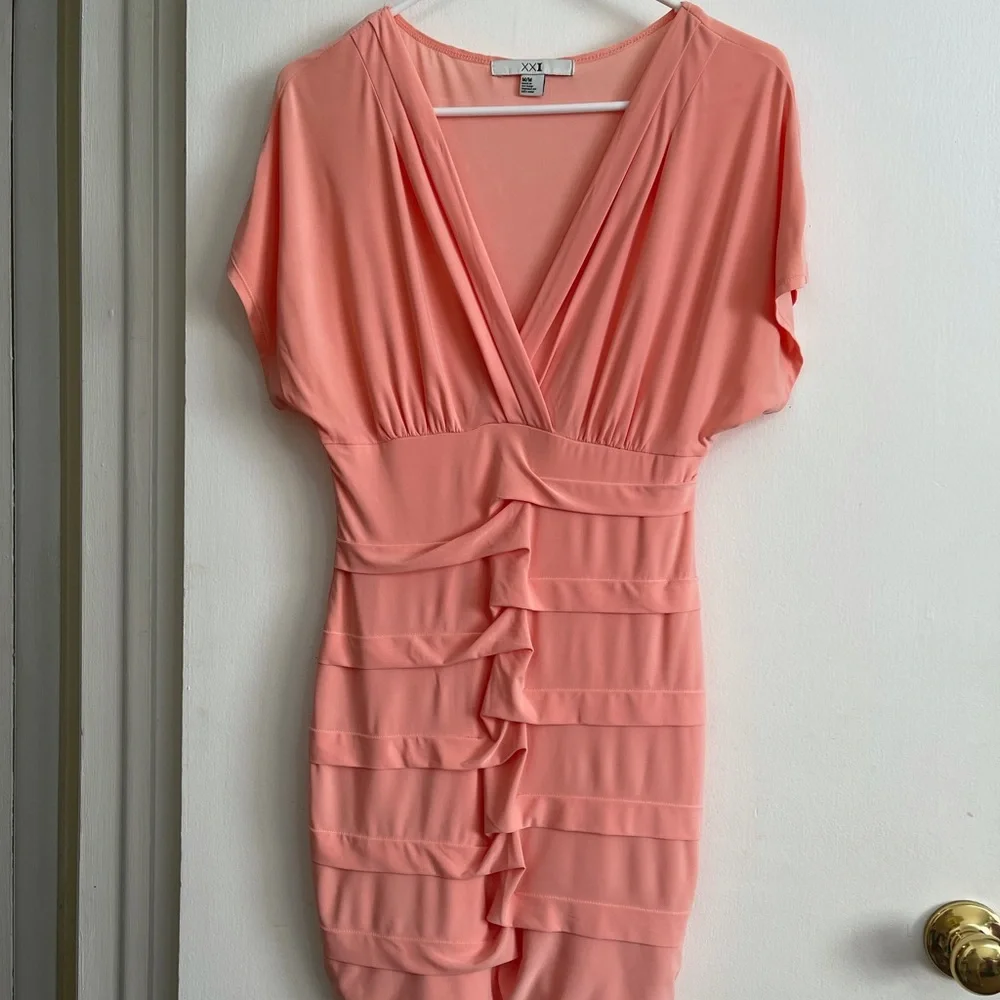 XXI Pink Bodycon Mini Party Cocktail Dress Size Medium - Picture 2 of 6